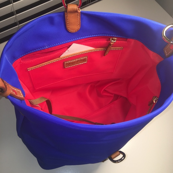 DOONEY & BOURKE Annie - Windham' Nylon Hobo Bag - Picture 7 of 8